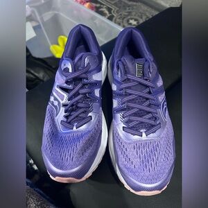 Saucony Women's Vibrant Purple Athletic Shoes